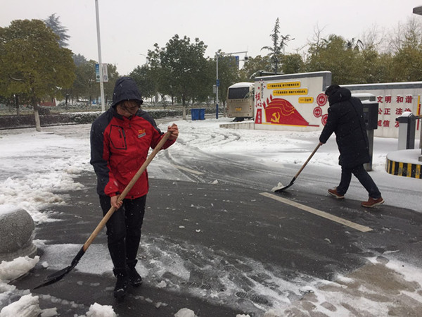 鏟除積雪3_副本.jpg